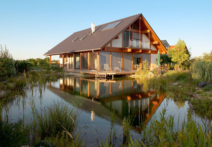 Schwimmteich Haus mit Schwimmteich